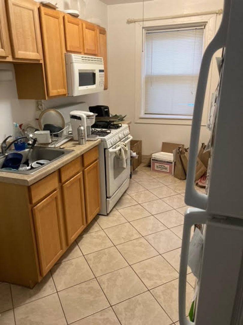 Apartment for rent at 2563 N Bremen St, Milwaukee, WI 53212