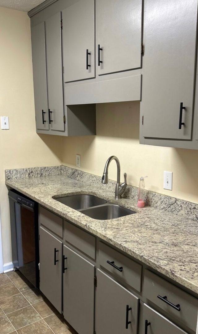 Apartment for rent at 106 Oak Park Court, Athens, GA 30605