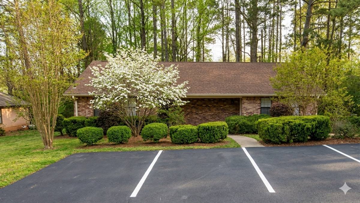 Apartment for rent at 106 Oak Park Court, Athens, GA 30605