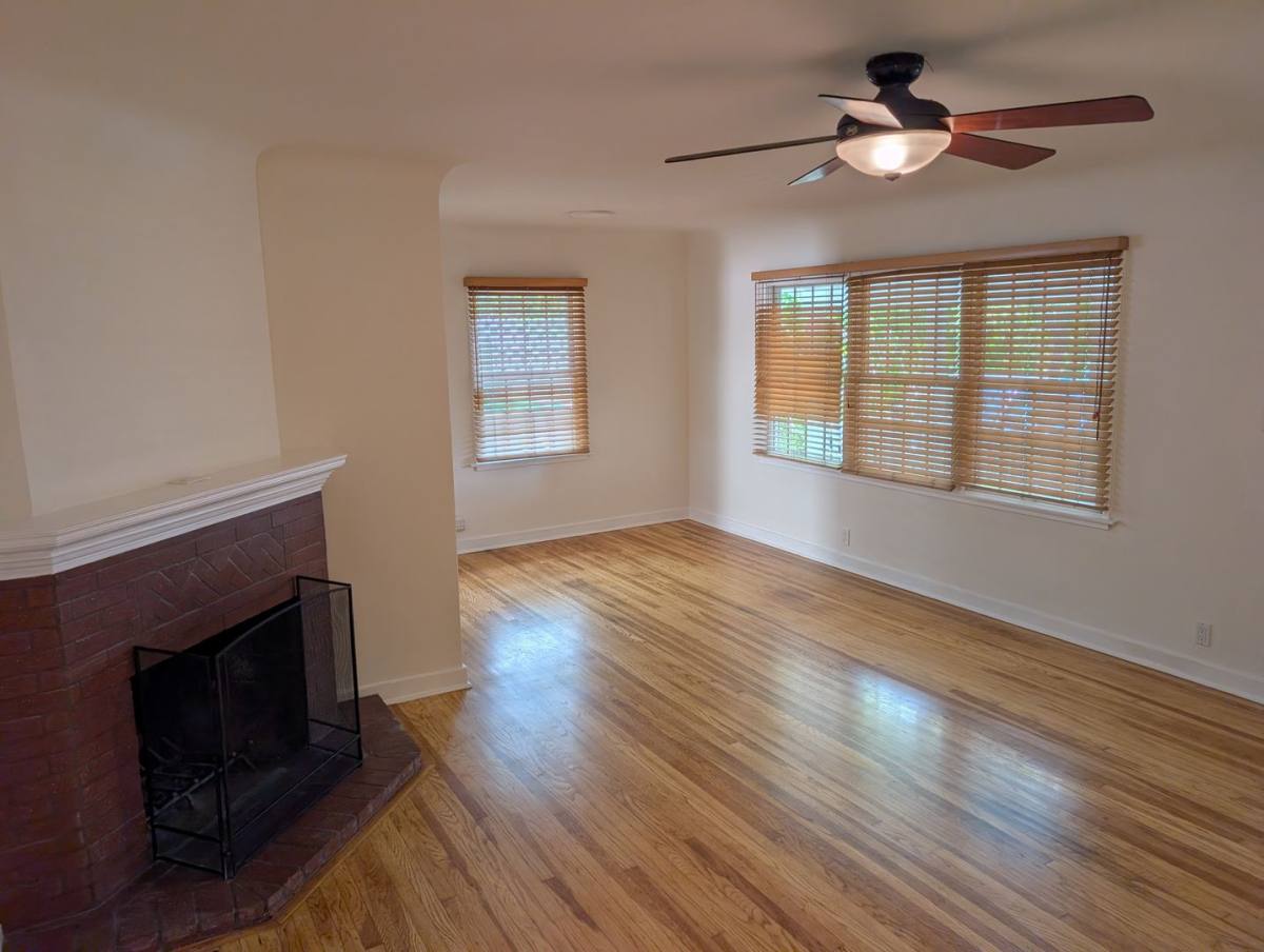 Apartment for rent at 1043 Pacific St, Santa Monica, CA 90405