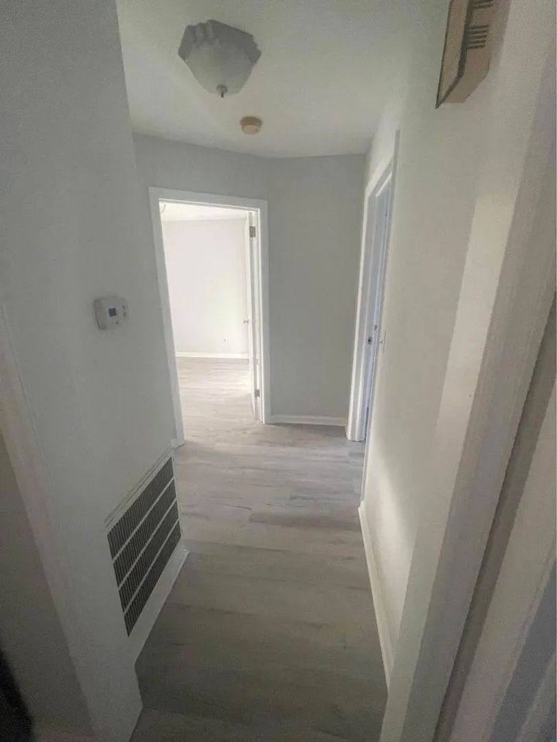 Apartment for rent at 304 S Marble St, West Columbia, SC 29169