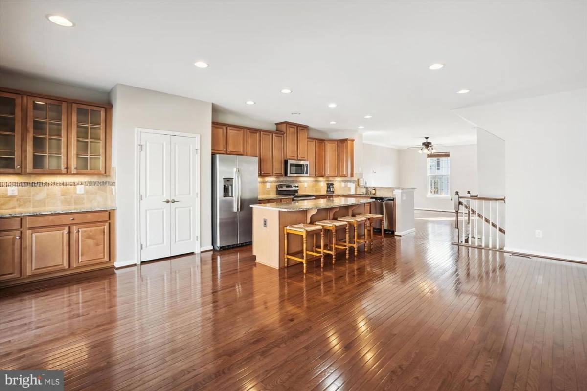Townhouse for rent at 7106 Santa Cruz Place, Gainesville, VA 20155