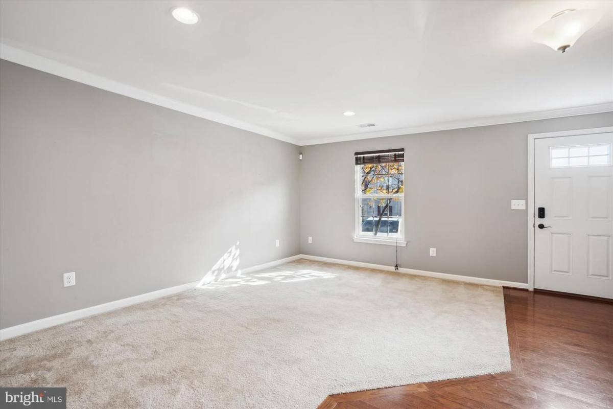 Townhouse for rent at 7106 Santa Cruz Place, Gainesville, VA 20155
