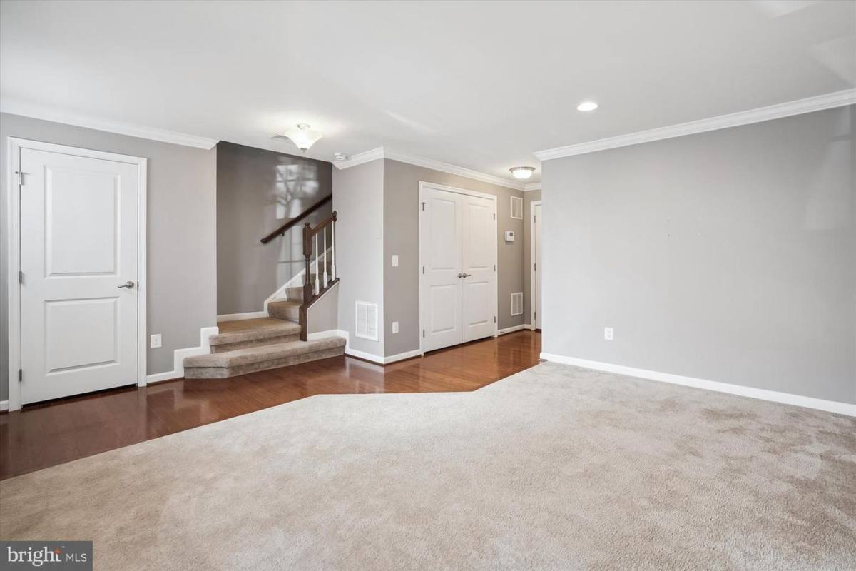 Townhouse for rent at 7106 Santa Cruz Place, Gainesville, VA 20155