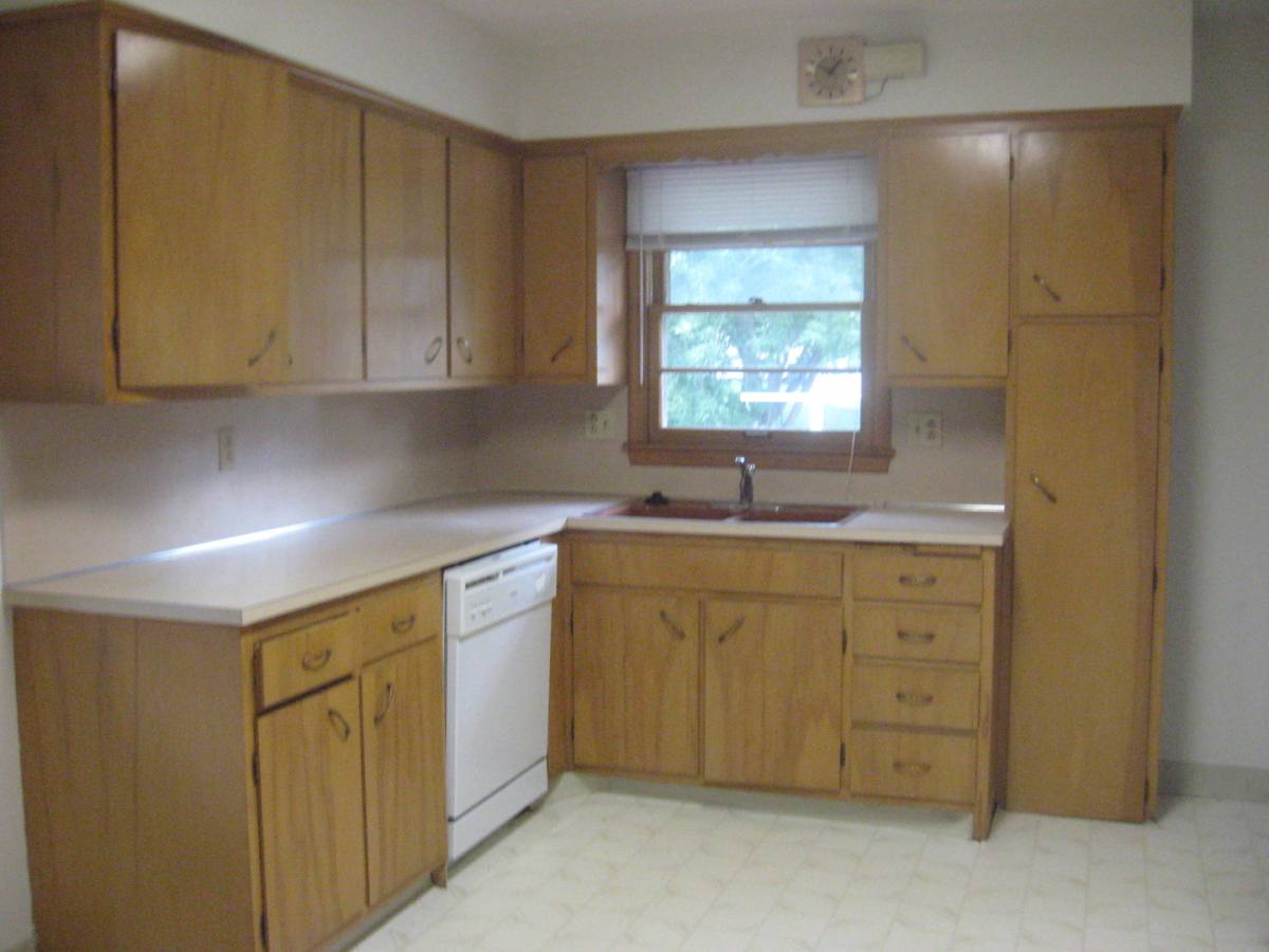 Apartment for rent at 5101 Grover St, Omaha, NE 68106