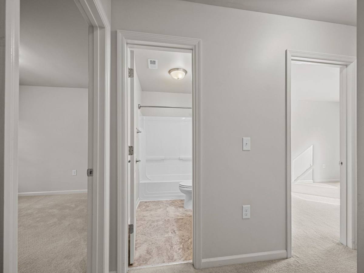 Townhouse for rent at 401 Sullivan Loop Rd, Midway Park, NC 28544