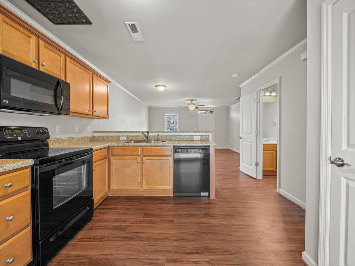 Townhouse for rent at 401 Sullivan Loop Rd, Midway Park, NC 28544