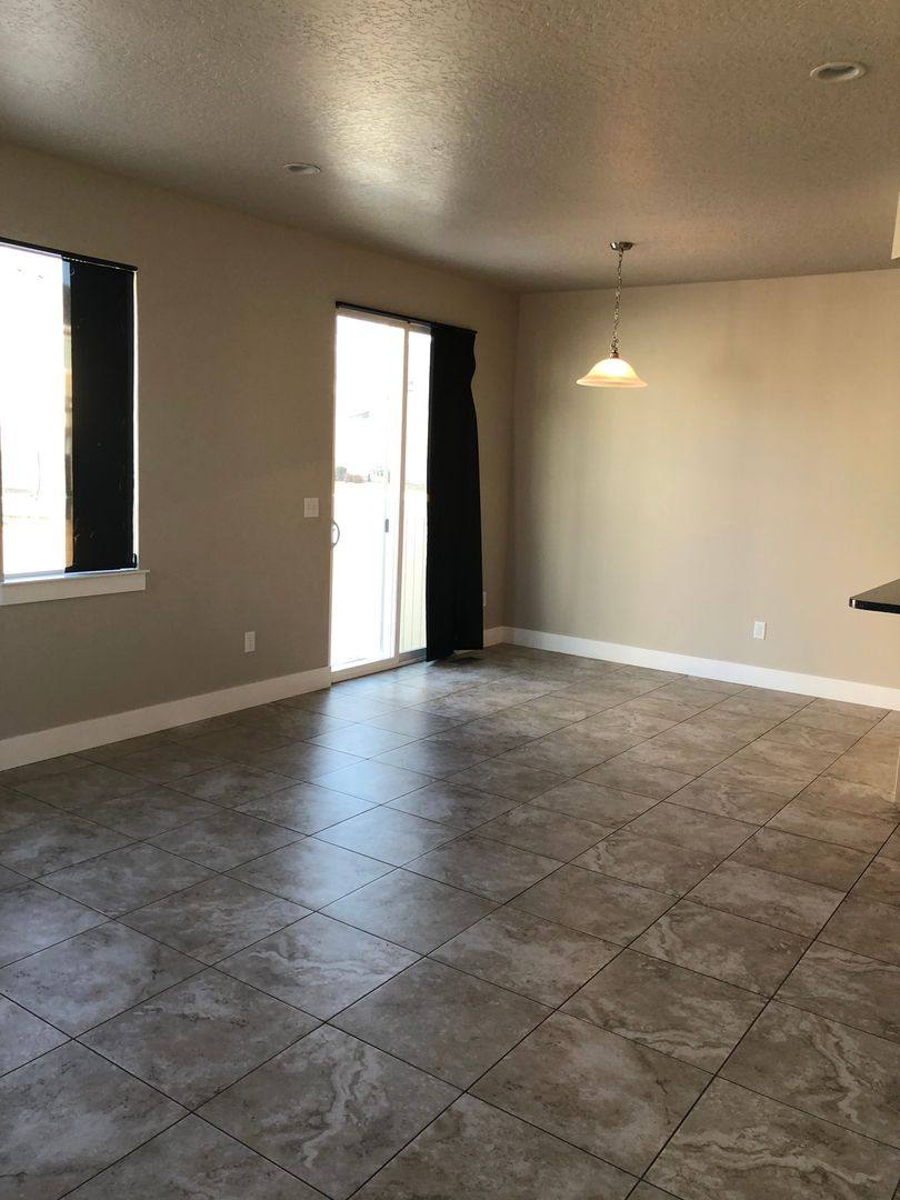 Townhouse for rent at 3216 W Prairie Grass Dr, Lehi, UT 84043
