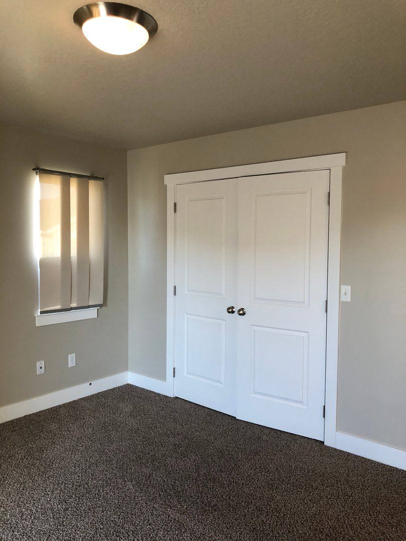 Townhouse for rent at 3216 W Prairie Grass Dr, Lehi, UT 84043