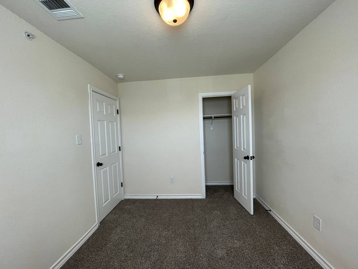 Townhouse for rent at 16828 Showdown Path #3, Schertz, TX 78154