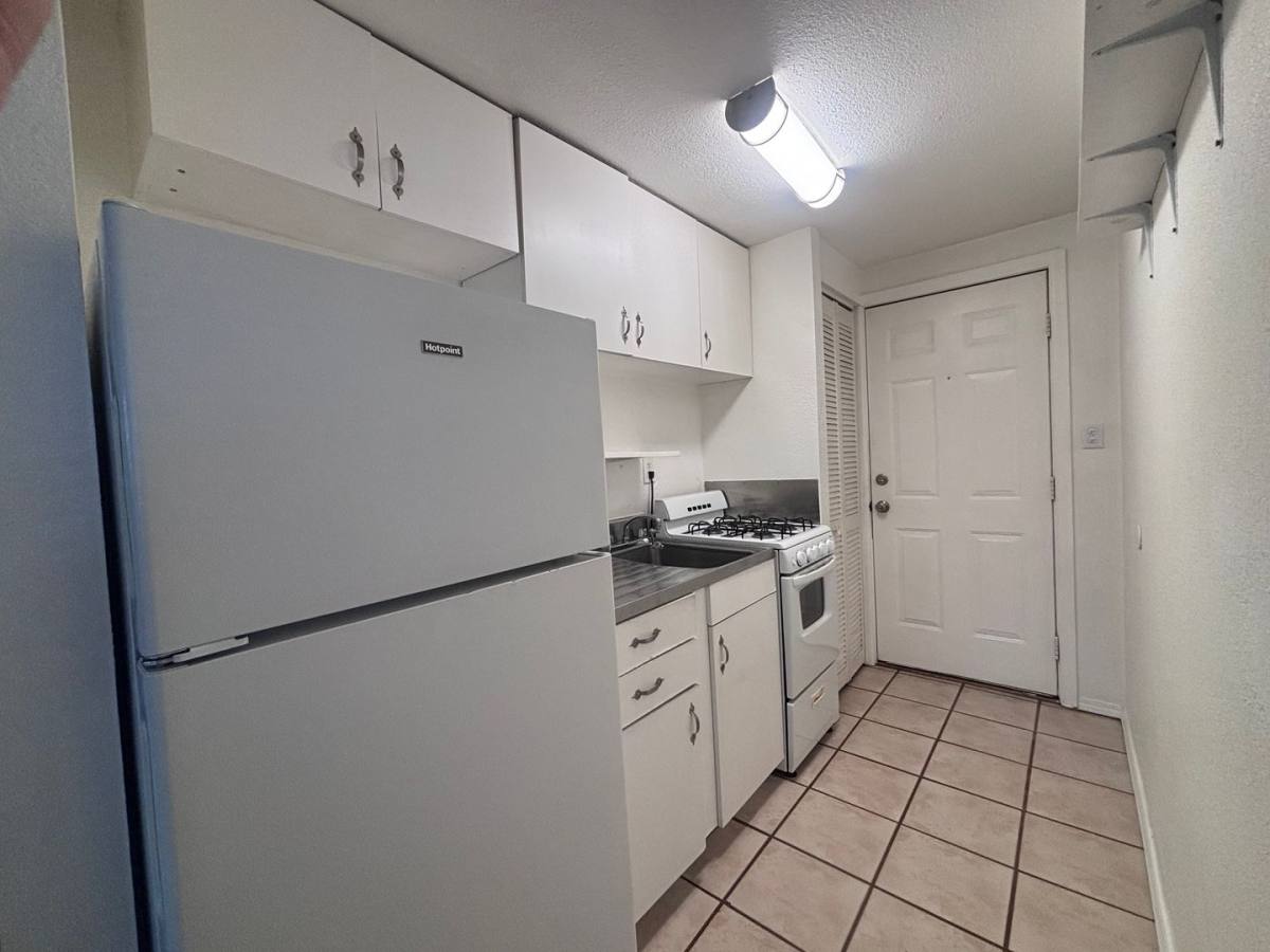 Apartment for rent at 917 Second St, Colorado Springs, CO 80907