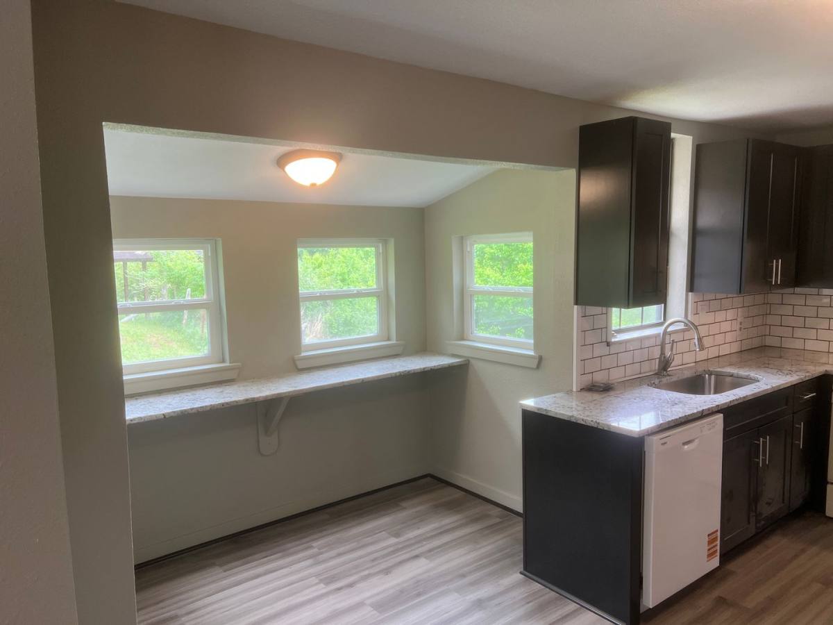 House for rent at 1012 Mineral St, Hot Springs National Park, AR 71901