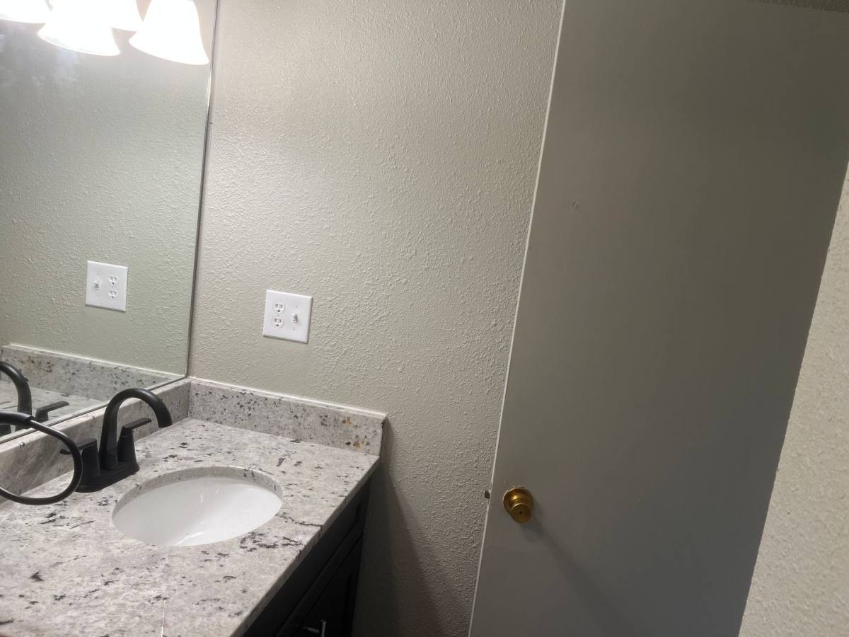 House for rent at 1012 Mineral St, Hot Springs National Park, AR 71901