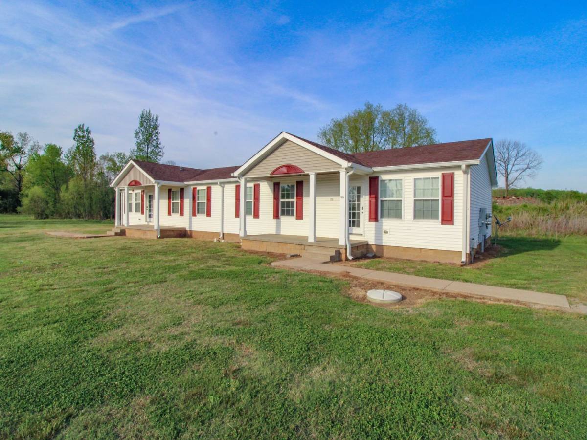 House for rent at 140 Meadows Lane, Pulaski, TN 38478