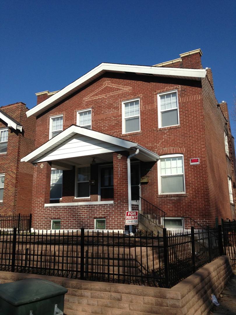Apartment for rent at 3101 Miami St, Saint Louis, MO 63118