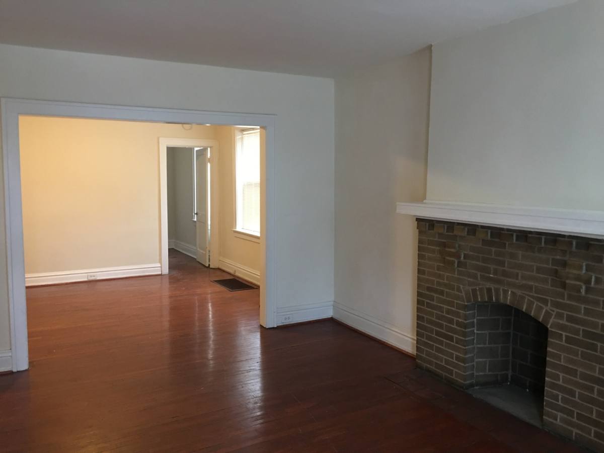 Apartment for rent at 3101 Miami St, Saint Louis, MO 63118