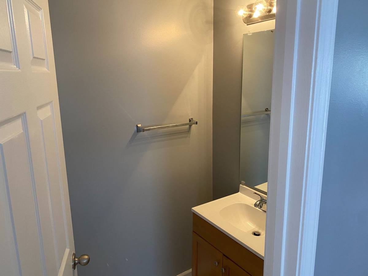 Apartment for rent at 3420 Virginia Ave, Saint Louis, MO 63118