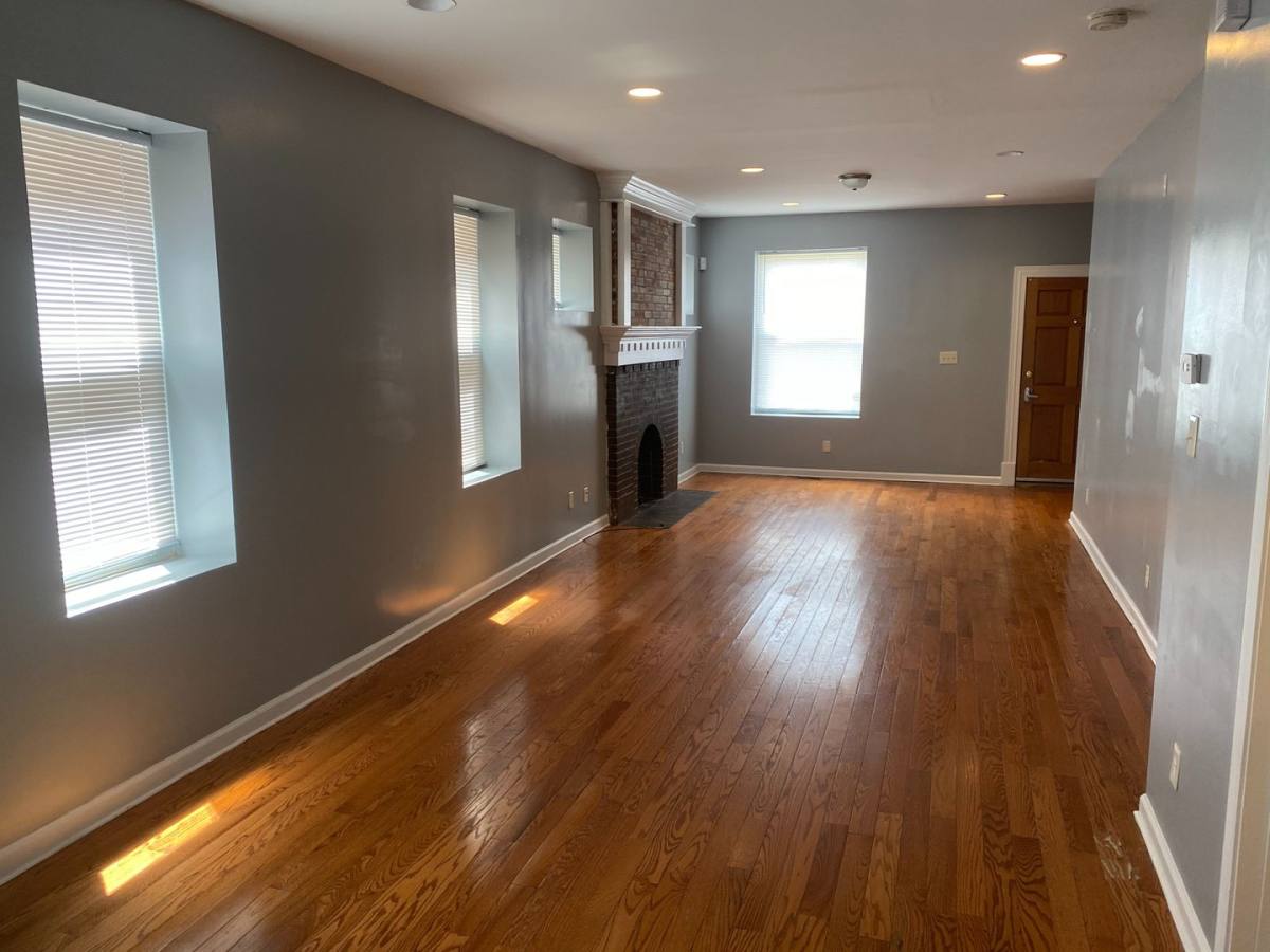Apartment for rent at 3420 Virginia Ave, Saint Louis, MO 63118