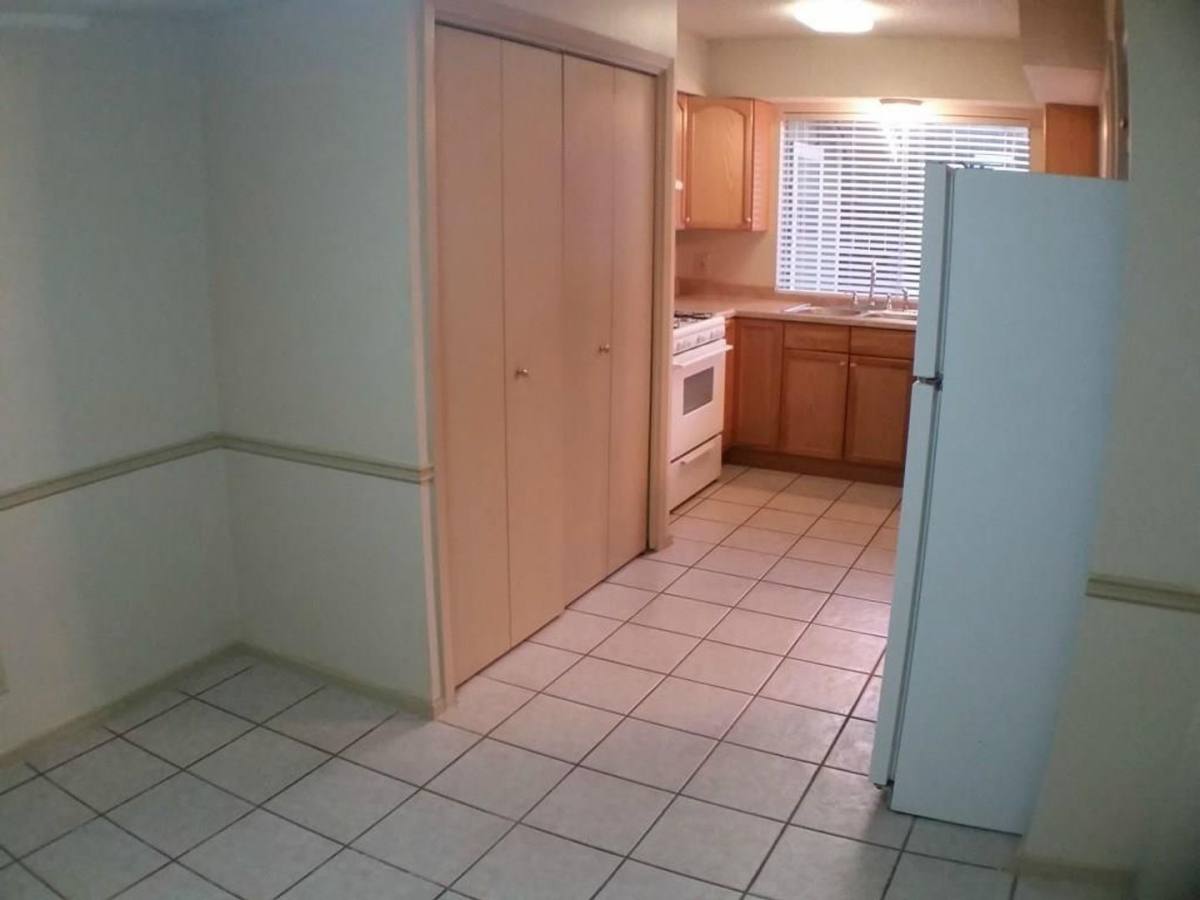 Townhouse for rent at 7204 Creekside Dr #B, Austin, TX 78752