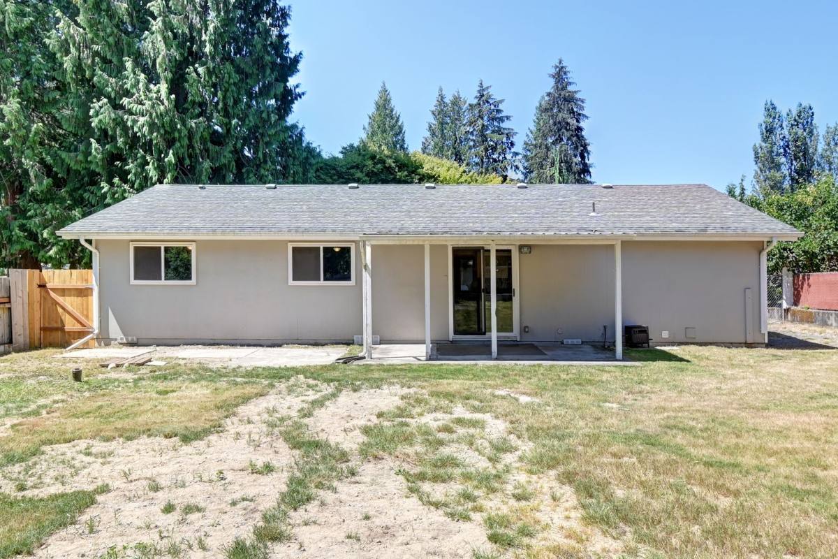 House for rent at 1713 113th Dr SE, Lake Stevens, WA 98258