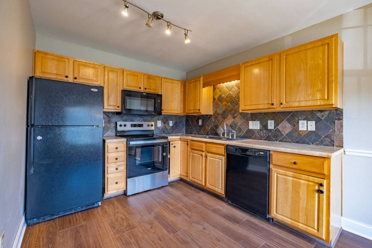 Townhouse for rent at 5814 Battery Dr #57, Greensboro, NC 27409