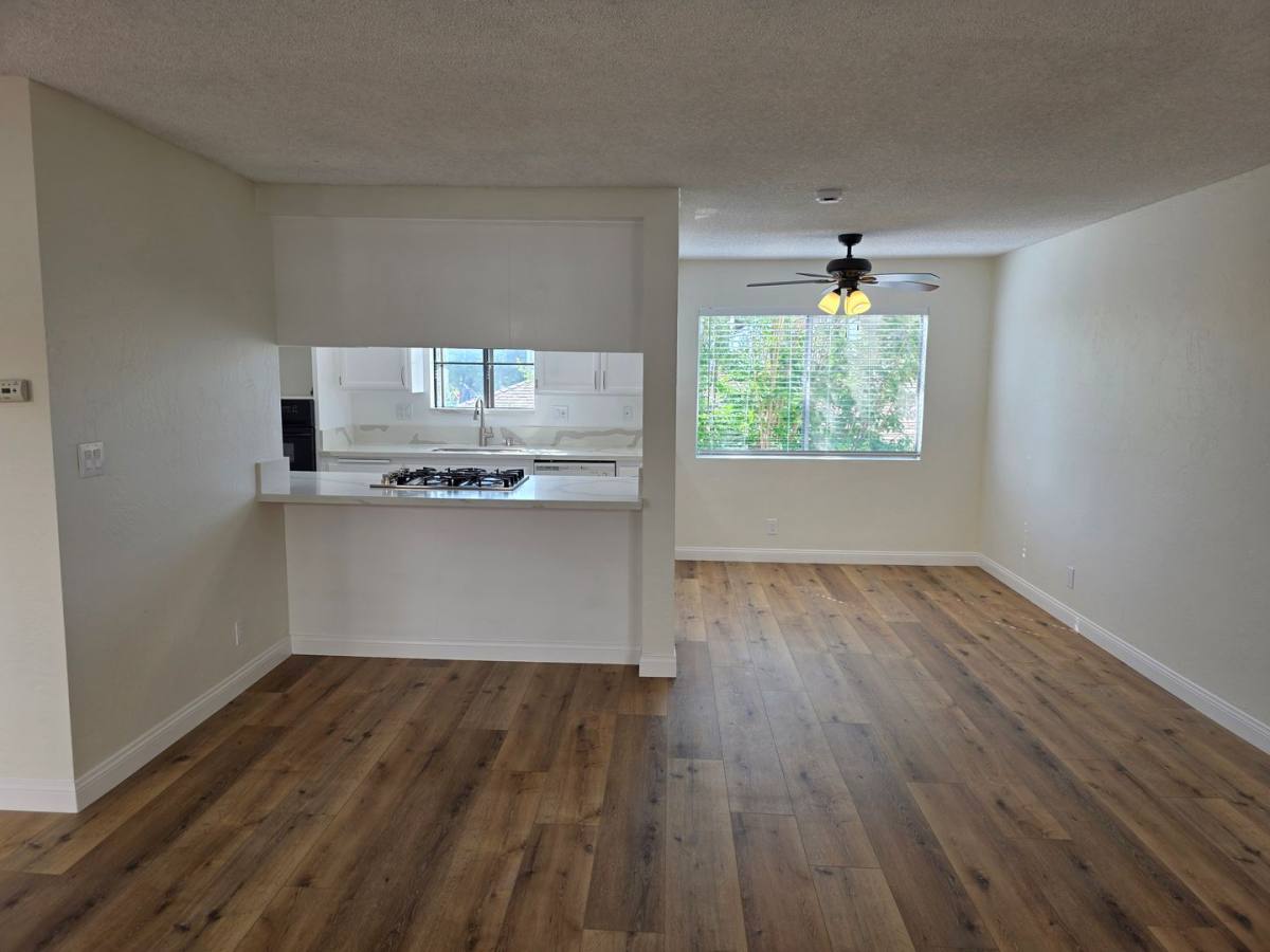 Apartment for rent at 1120 Sycamore Ave, Tustin, CA 92780