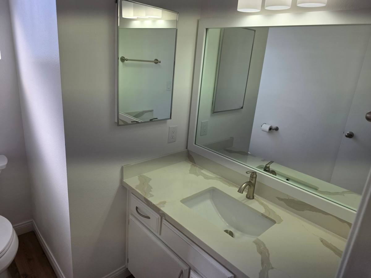 Apartment for rent at 1120 Sycamore Ave, Tustin, CA 92780