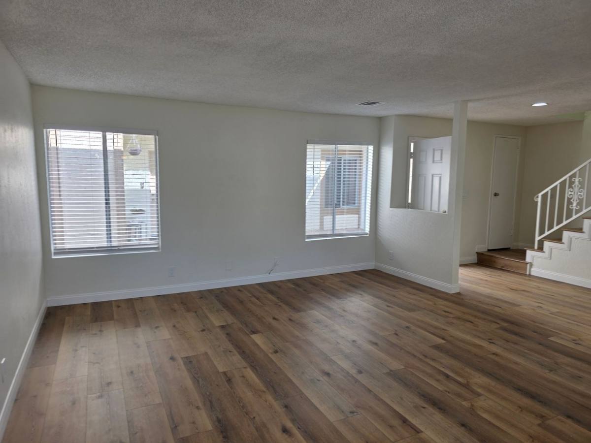 Apartment for rent at 1120 Sycamore Ave, Tustin, CA 92780