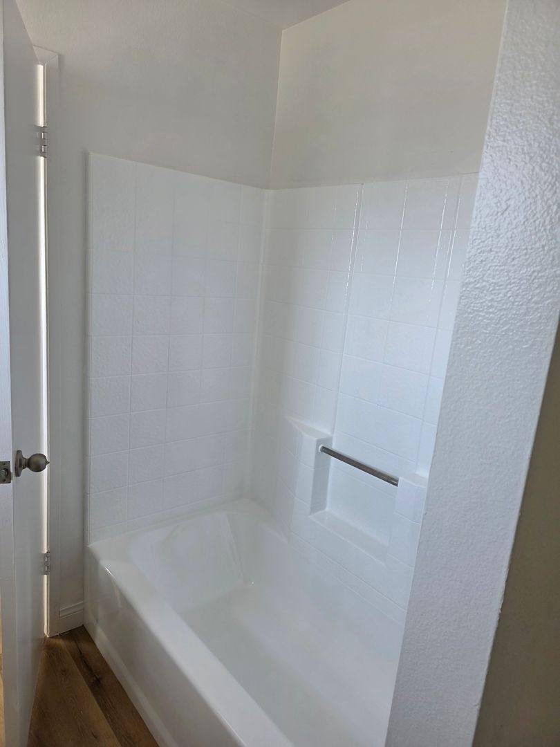 Apartment for rent at 1120 Sycamore Ave, Tustin, CA 92780