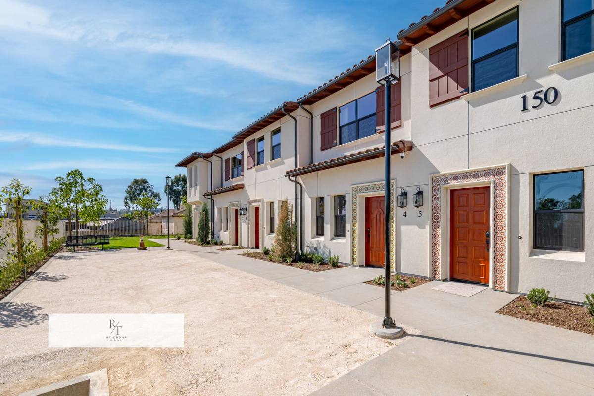 Apartment for rent at 190 N New Ave, Monterey Park, CA 91755