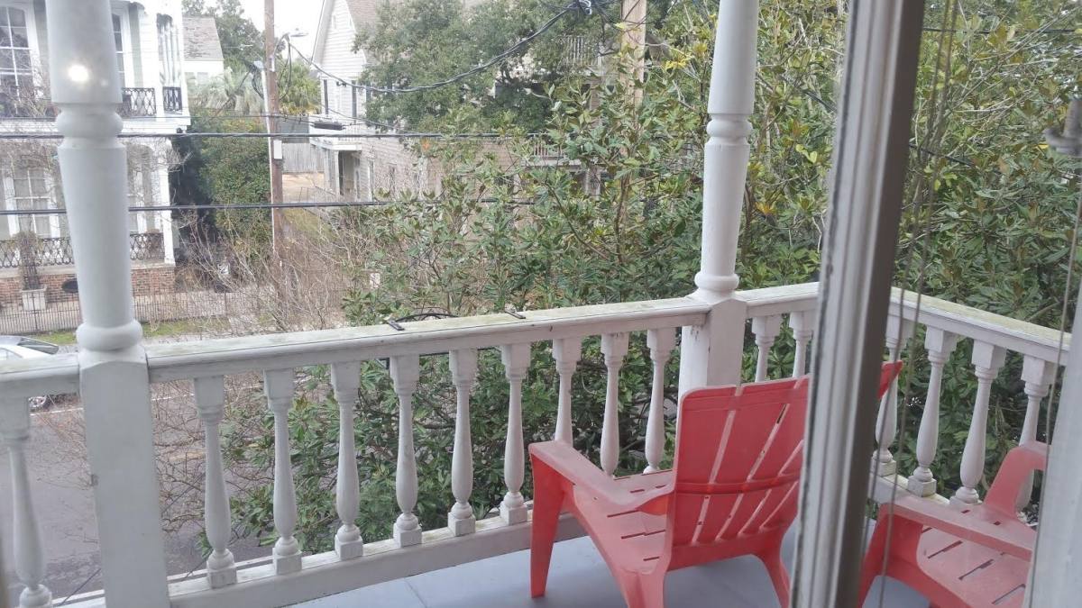 Apartment for rent at 2424-2426 Magazine St, New Orleans, LA 70130