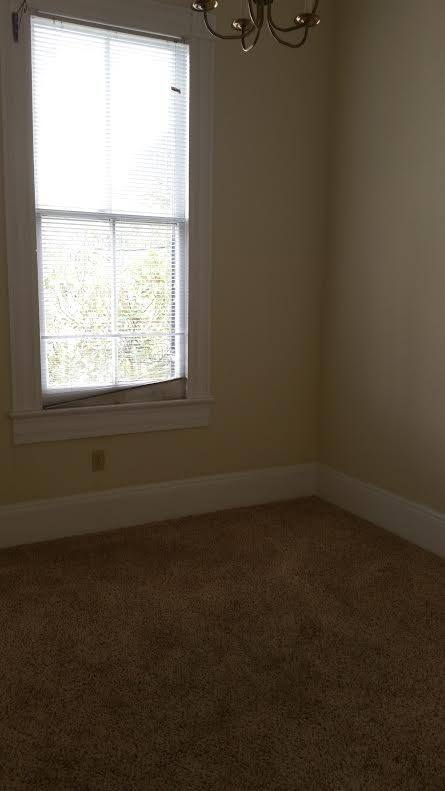 Apartment for rent at 2424-2426 Magazine St, New Orleans, LA 70130
