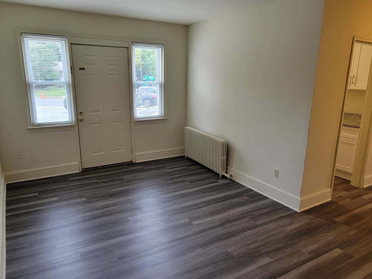 Apartment for rent at 4703 N 20th Rd, Arlington, VA 22207