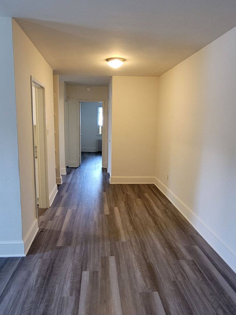 Apartment for rent at 4703 N 20th Rd, Arlington, VA 22207