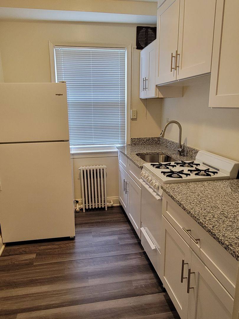 Apartment for rent at 4703 N 20th Rd, Arlington, VA 22207