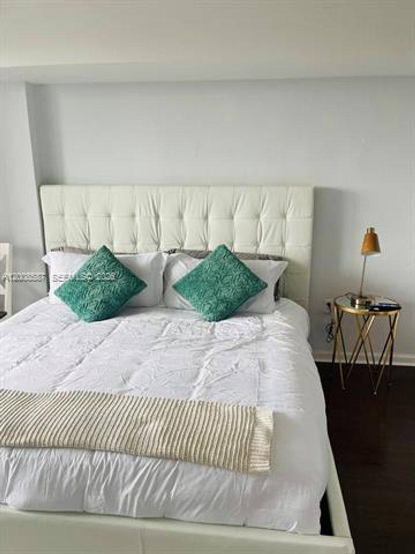 Apartment for rent at 10275 Collins Ave Appt #327, Miami Beach, FL 33154