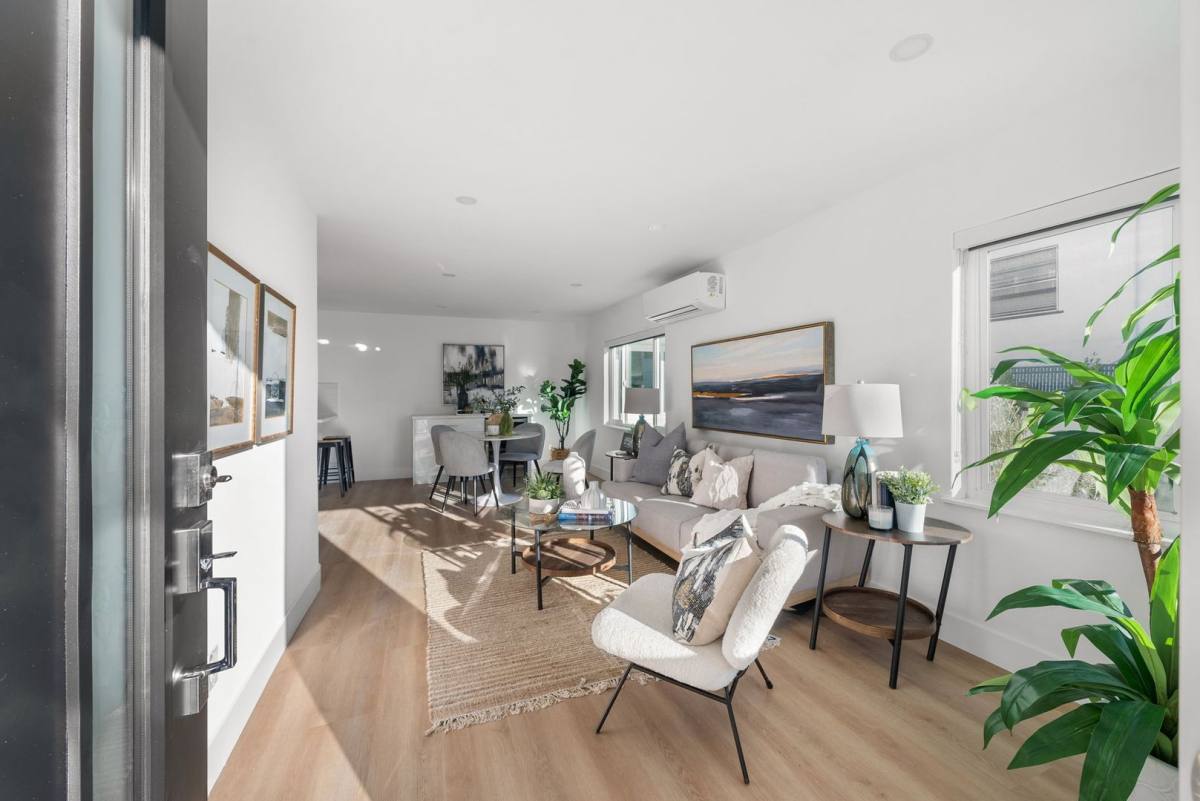 Apartment for rent at 2725-2735 First Ave, San Diego, CA 92103