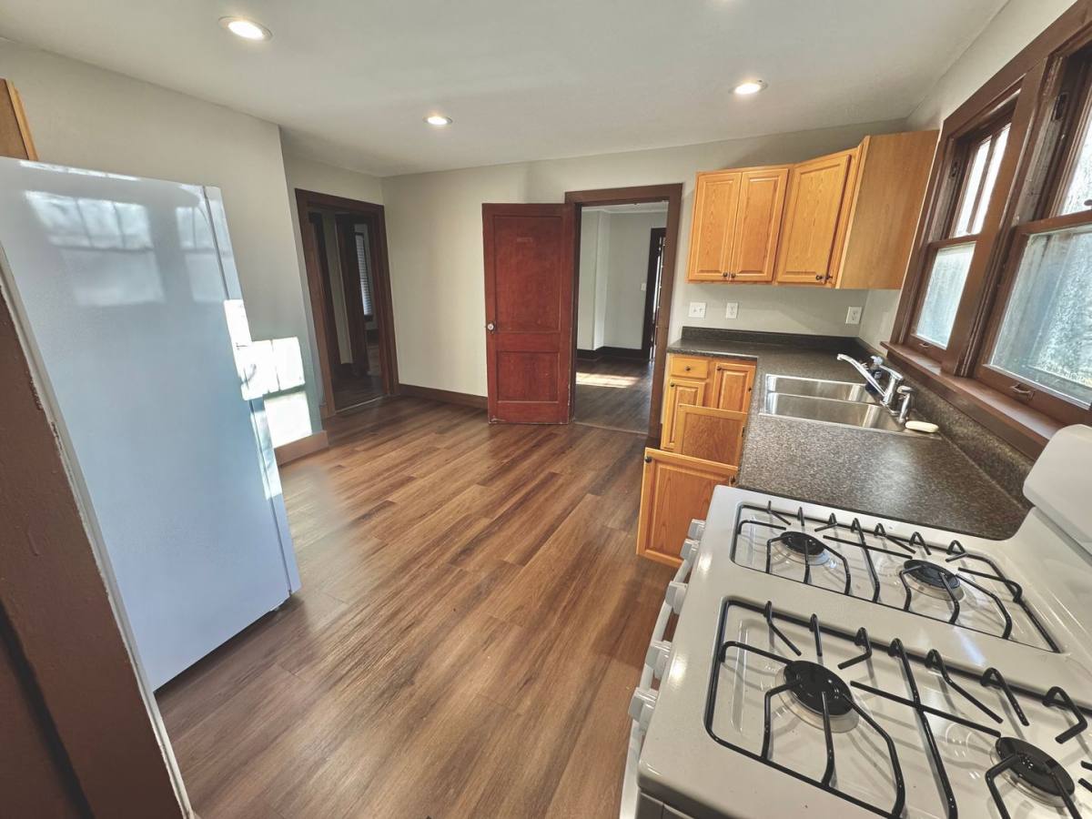 House for rent at 1011 Jones St, Paducah, KY 42003