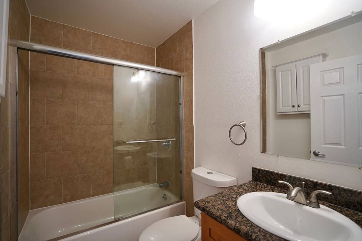Apartment for rent at 1769-1773A Third St, Napa, CA 94559