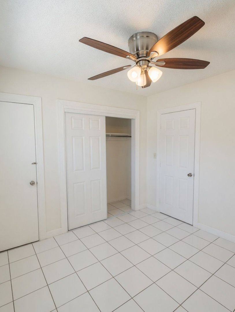 Apartment for rent at 262 SW 23rd St, Fort Lauderdale, FL 33315