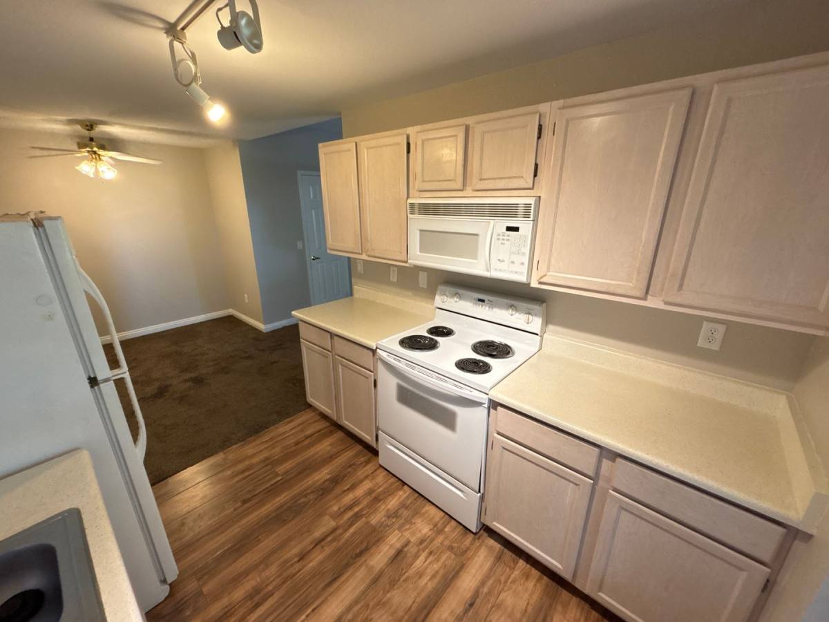 Condo for rent at 231 W Horizon Ridge Parkway #124, Henderson, NV 89012