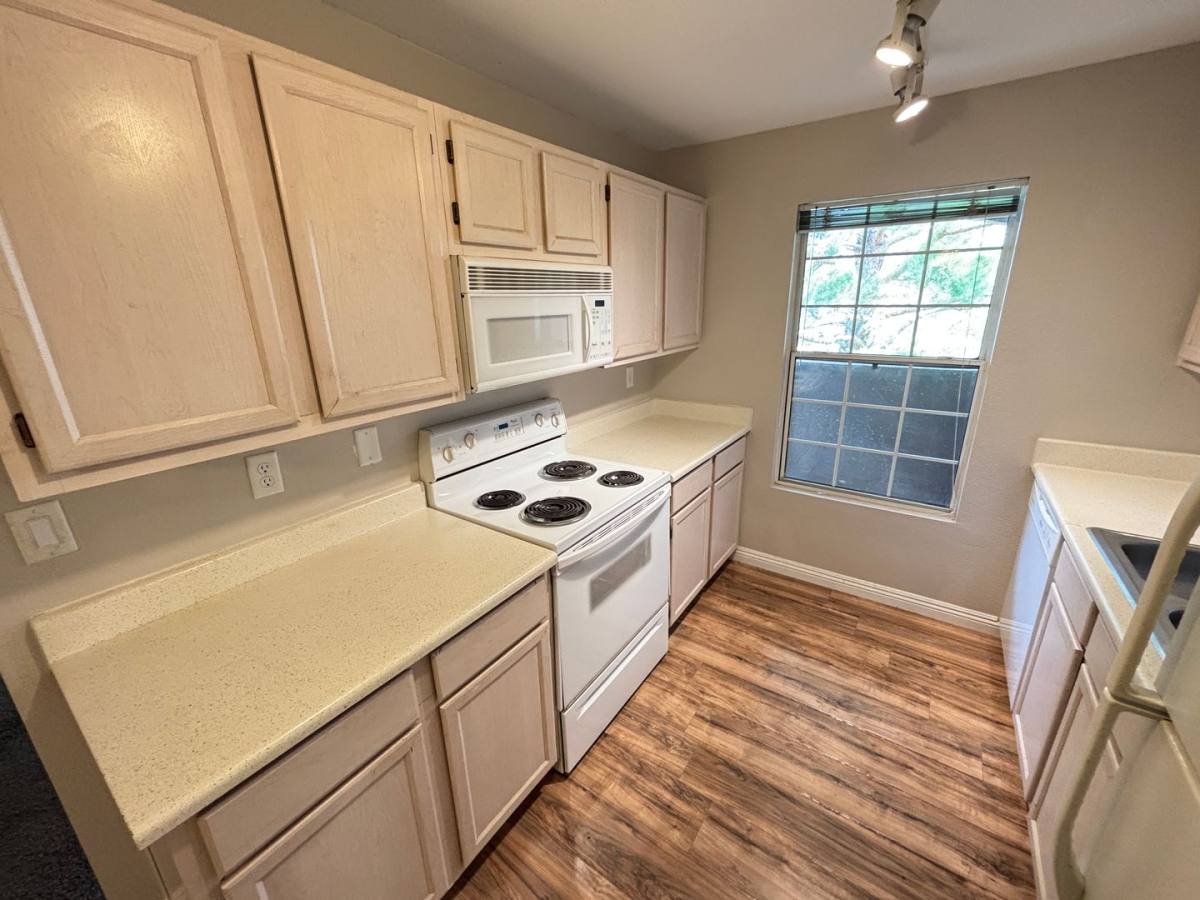 Condo for rent at 231 W Horizon Ridge Parkway #124, Henderson, NV 89012