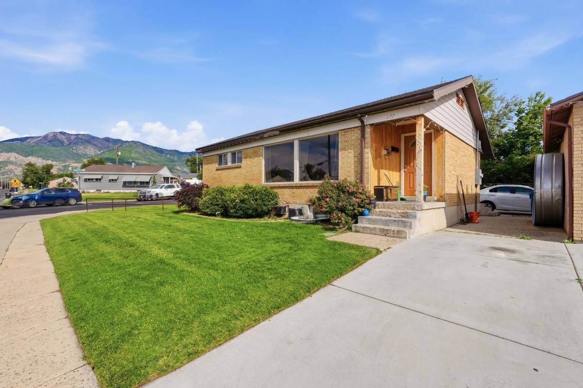 Apartment for rent at 277 W 4400 S, Ogden, UT 84405