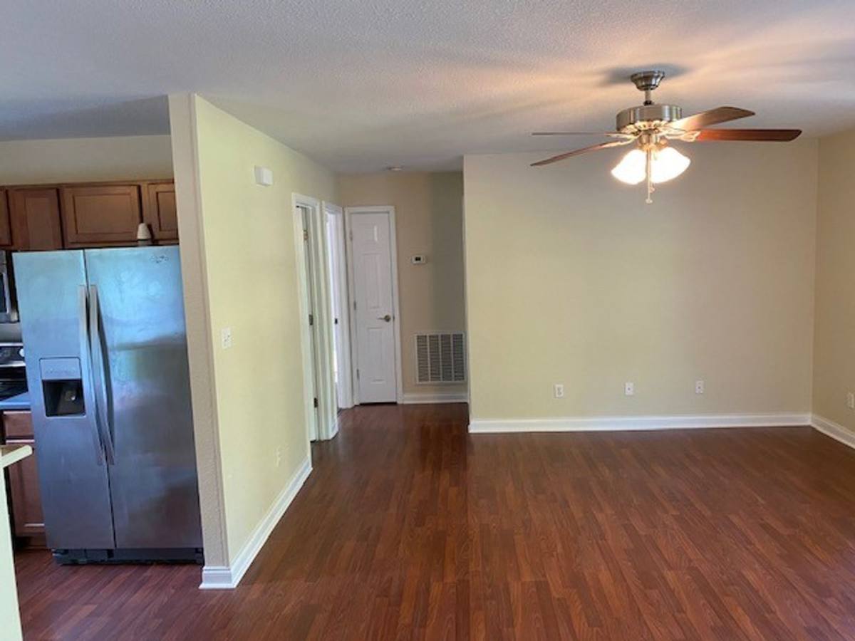House for rent at 811 Oliver Rd, Knoxville, TN 37920