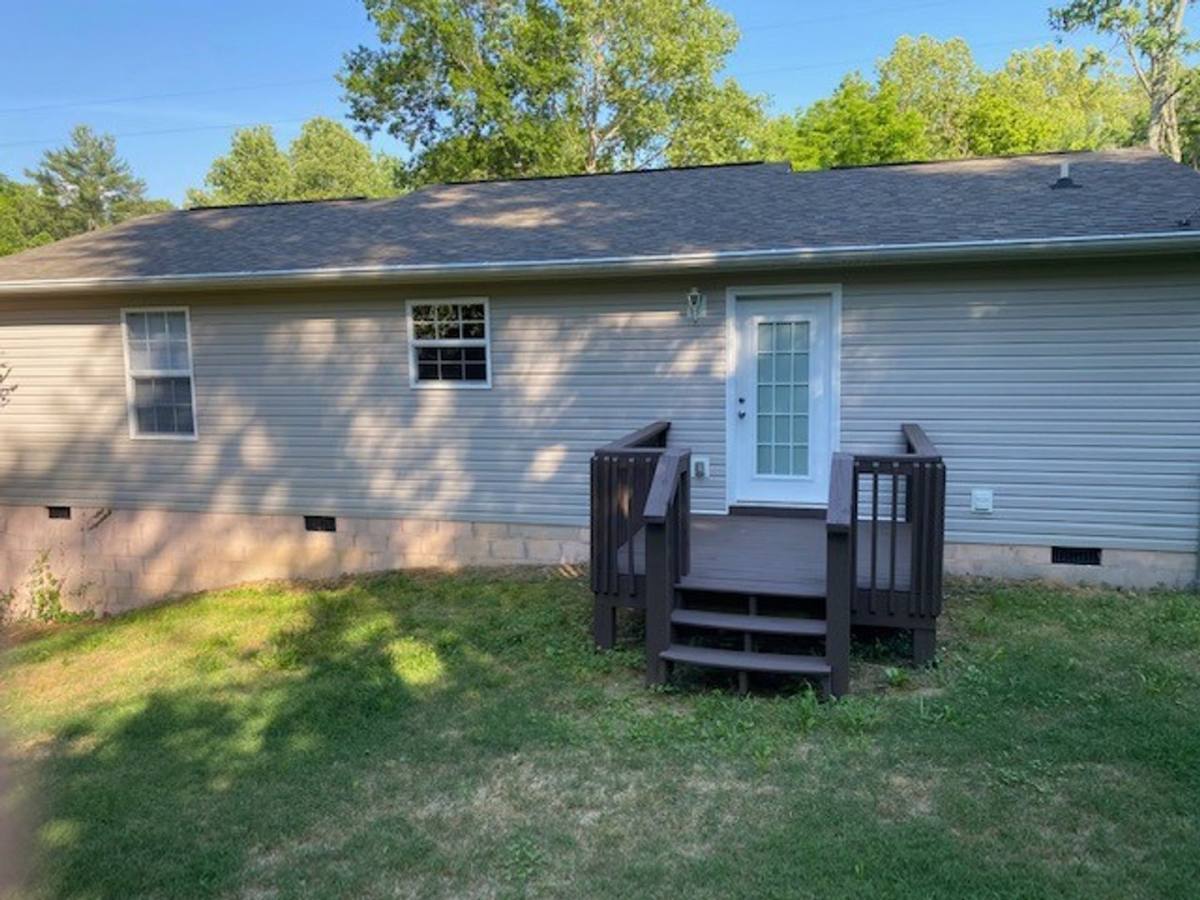House for rent at 811 Oliver Rd, Knoxville, TN 37920