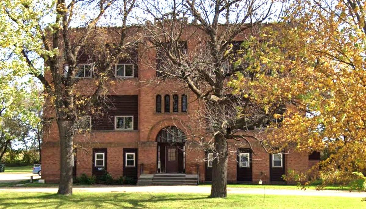 Apartment for rent at 450 S Nelson St, Nelson, MN 56355