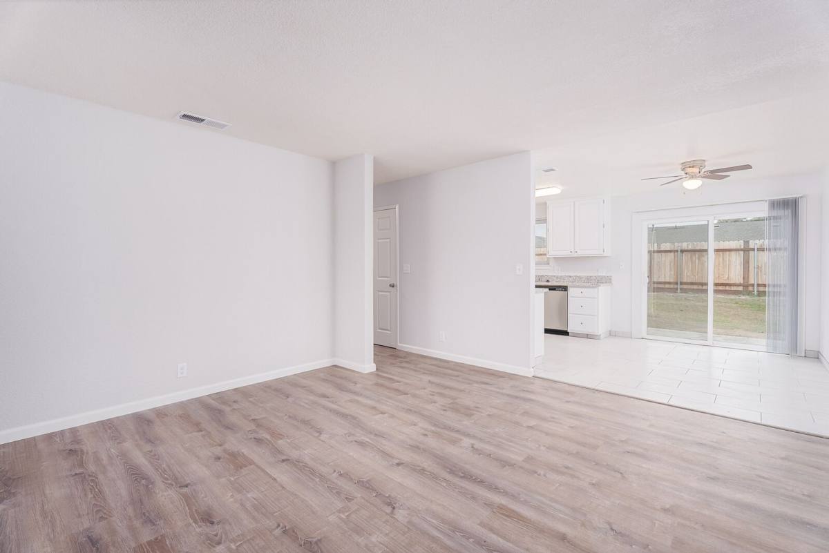 House for rent at 6037 N Haven Dr, North Highlands, CA 95660