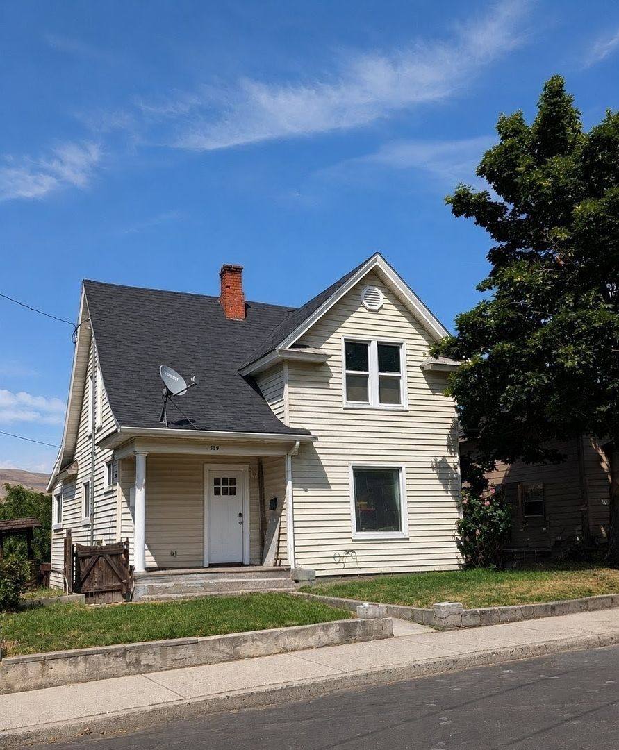 Apartment for rent at 539 Park St, Lewiston, ID 83501