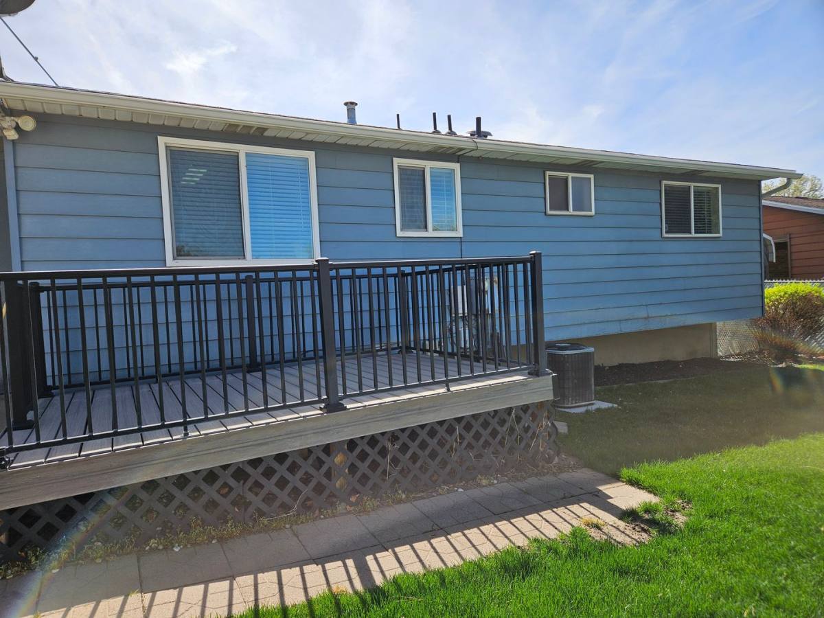 House for rent at 215 E Cobble Creek Rd, North Salt Lake, UT 84054