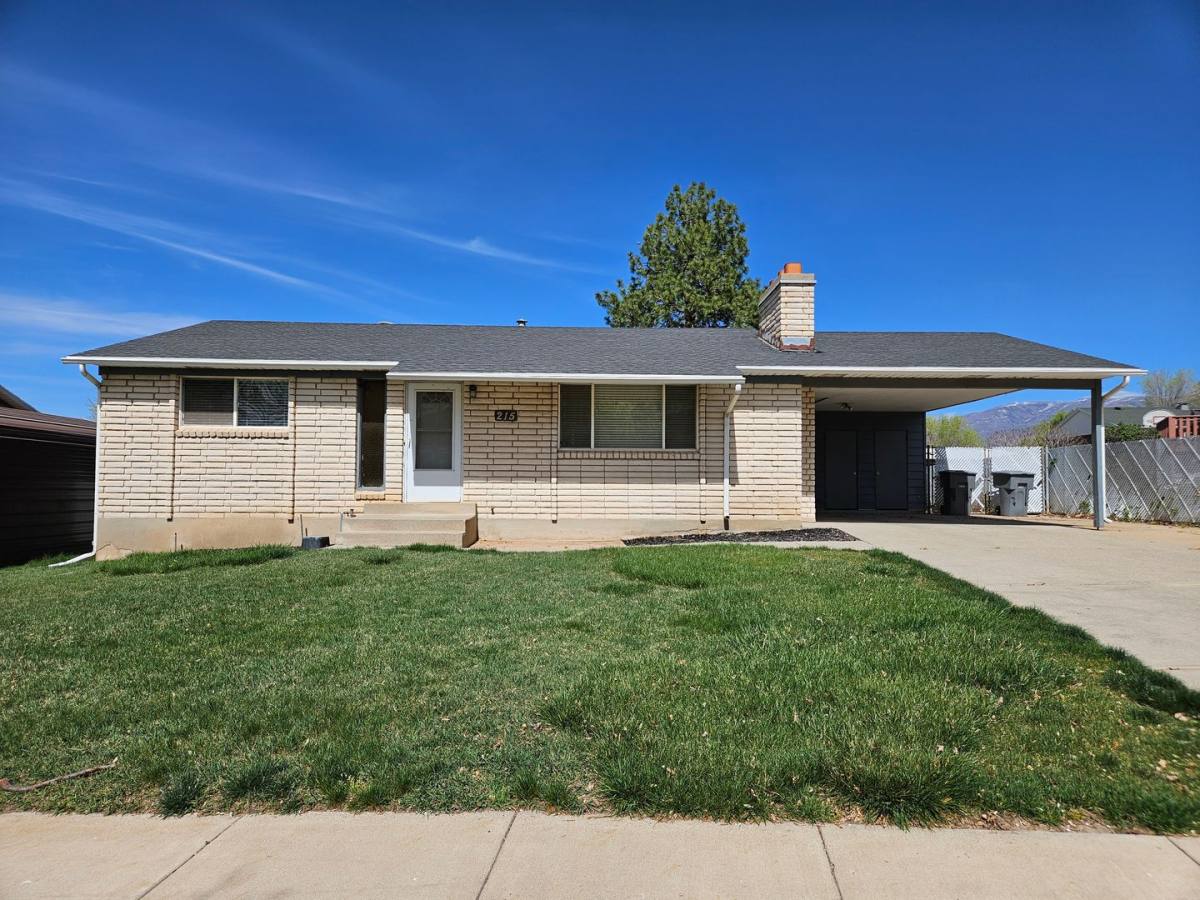 House for rent at 215 E Cobble Creek Rd, North Salt Lake, UT 84054